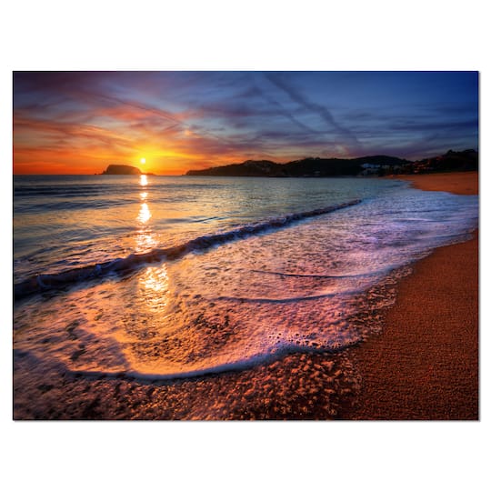 Designart - Foaming Waves at Beautiful Sunset